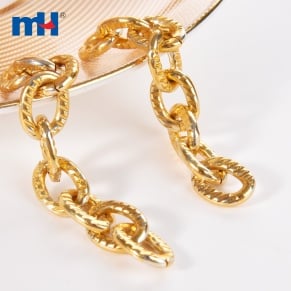 Chunky Gold Loop Twist Chain